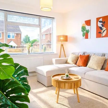 3-bed House - Sleeps 5 - Free Driveway Parking - Friendly - Close To Centre ليدز